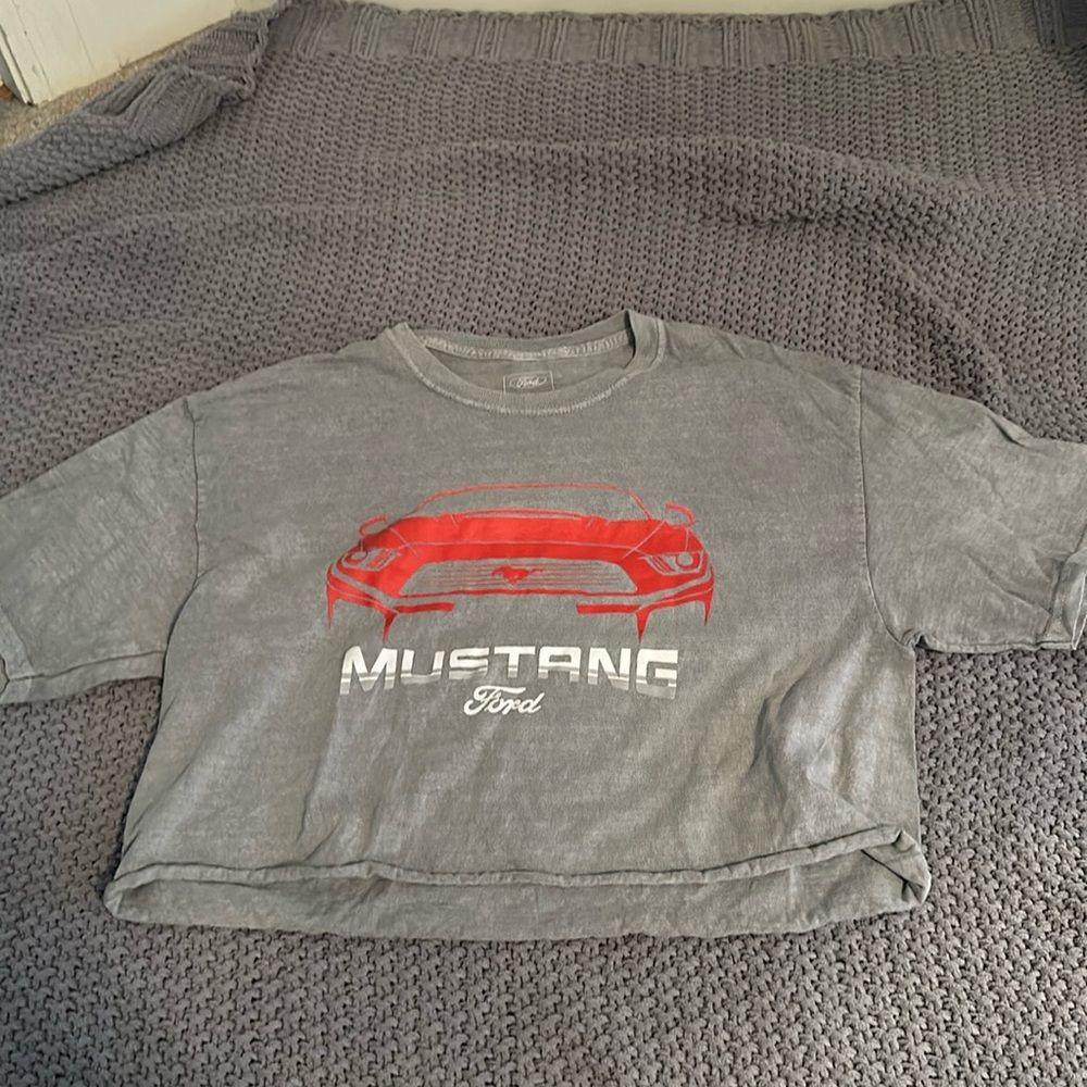 ford shirt, crop top, size s/m